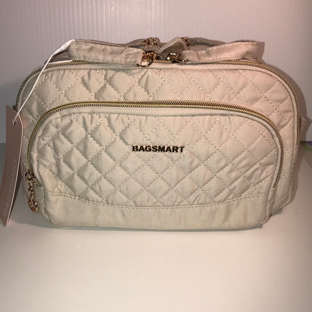 Bagsmart cosmetic case/toiletry tote New